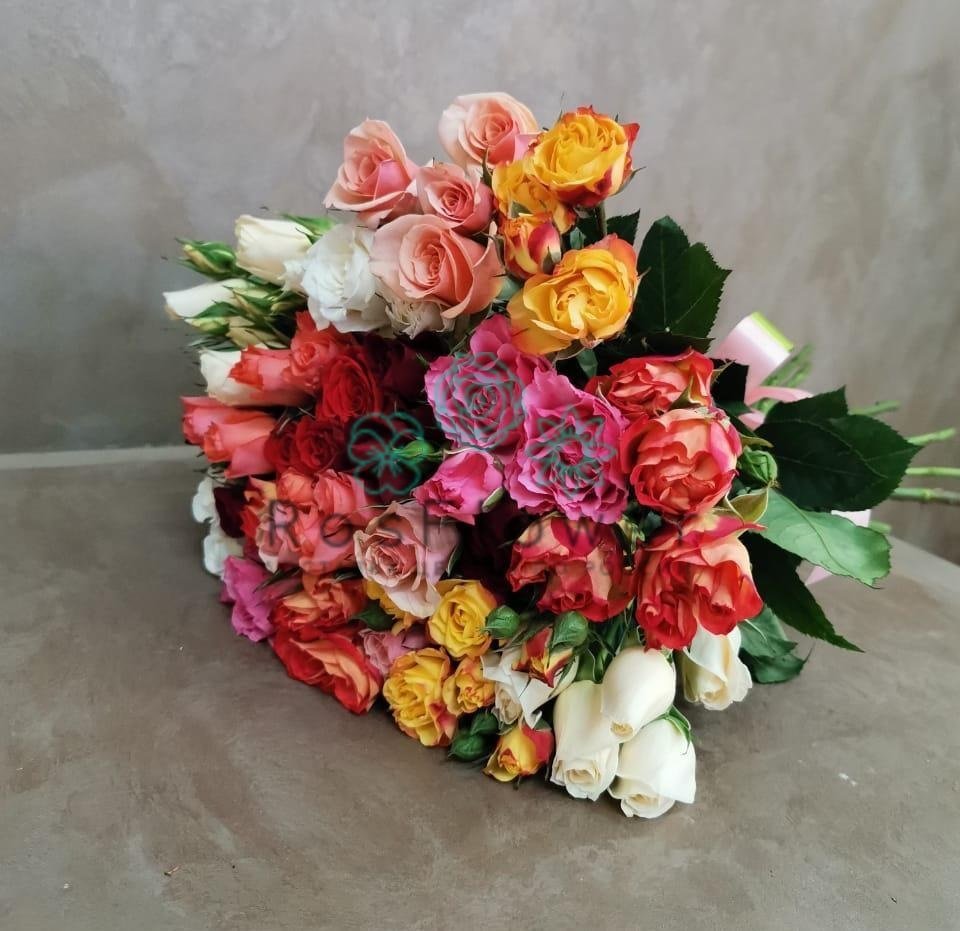 Букет цветов из: Розы в Садовом Воронежской области