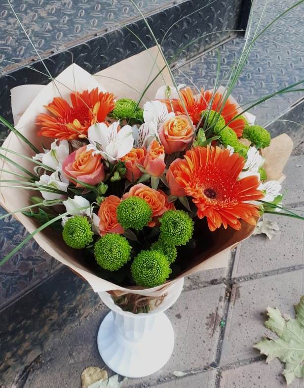 Букет цветов из: Герберы, Хризантемы, Альстромерии и Розы в Садовом Воронежской области