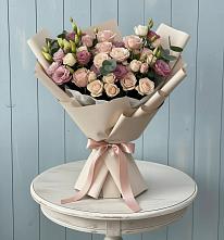 Букет цветов из:  Розы и Лизиантусы в Садовом Воронежской области