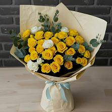 Букет цветов из:  Розы в Садовом Воронежской области