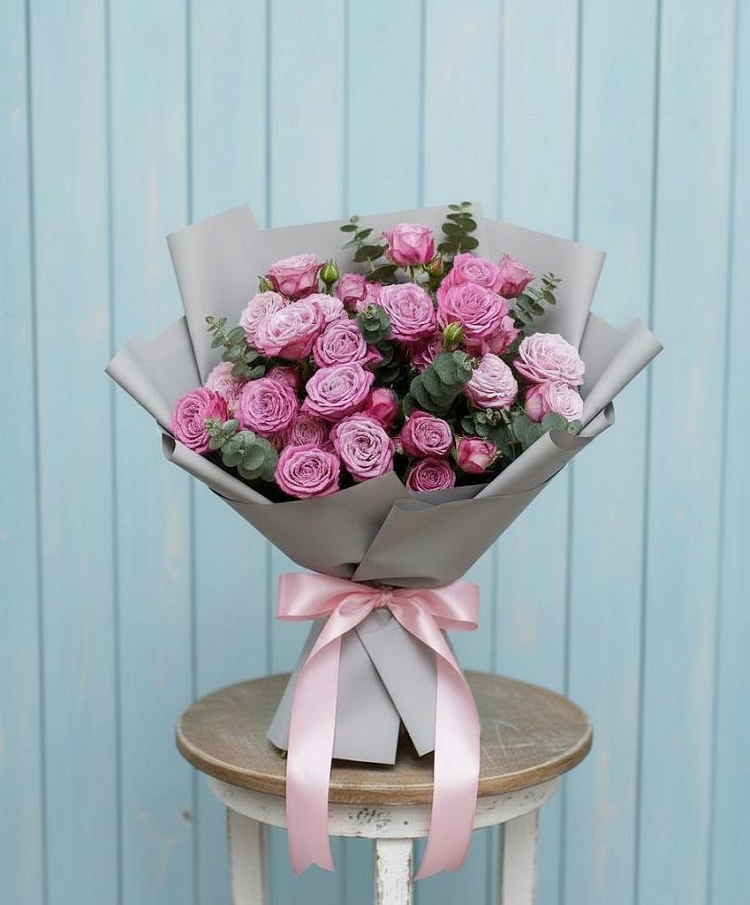 Букет цветов из: Розы в Садовом Воронежской области