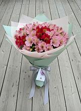 Букет цветов из:  Альстромерии в Садовом Воронежской области