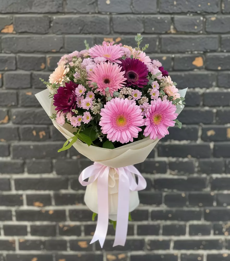 Букет цветов из: Герберы и Хризантемы в Садовом Воронежской области