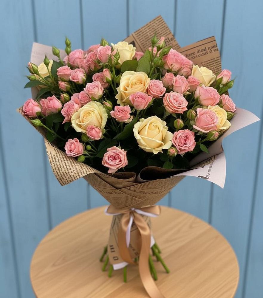 Букет цветов из: Розы в Садовом Воронежской области