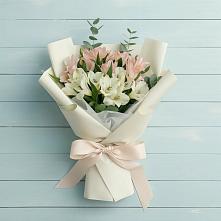 Букет цветов из:  Альстромерии в Садовом Воронежской области