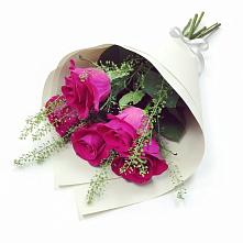 Букет цветов из:  Розы в Садовом Воронежской области