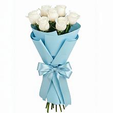 Букет 7 белых роз Проуд в Садовом Воронежской области