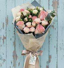 Букет цветов из:  Розы #REPLACE_PRED# Садовом Воронежской области