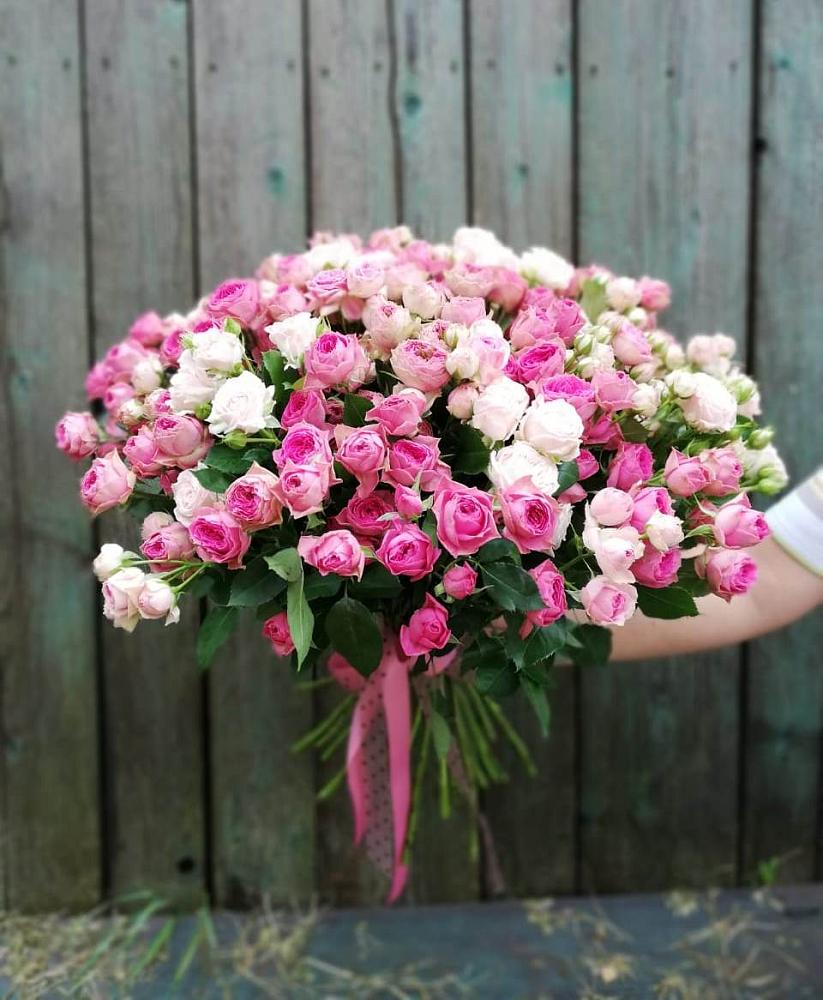 Букет Розовые кустовые розы Натали и Лав Лидия в Садовом Воронежской области