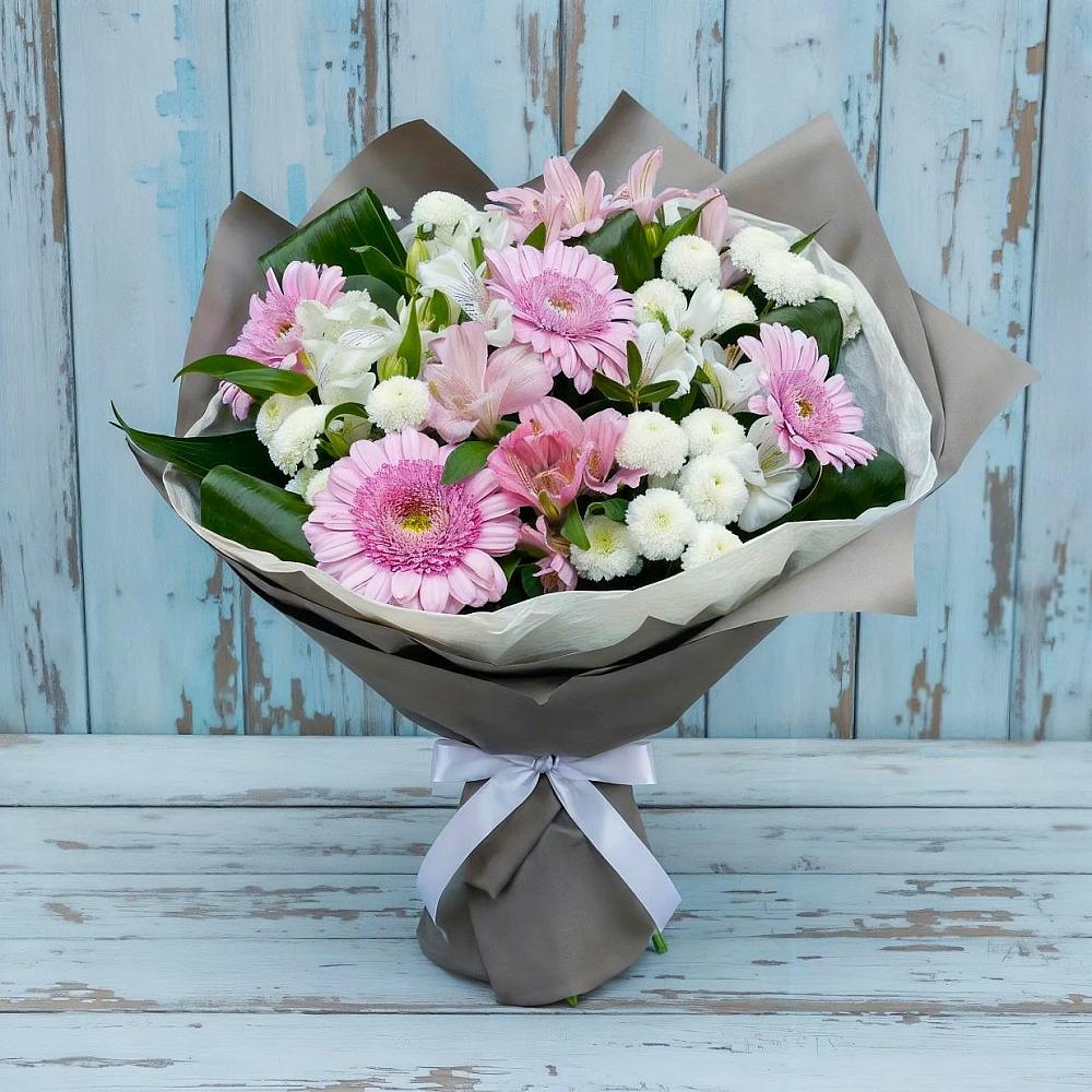 Букет цветов из: Герберы, Альстромерии и Хризантемы в Садовом Воронежской области