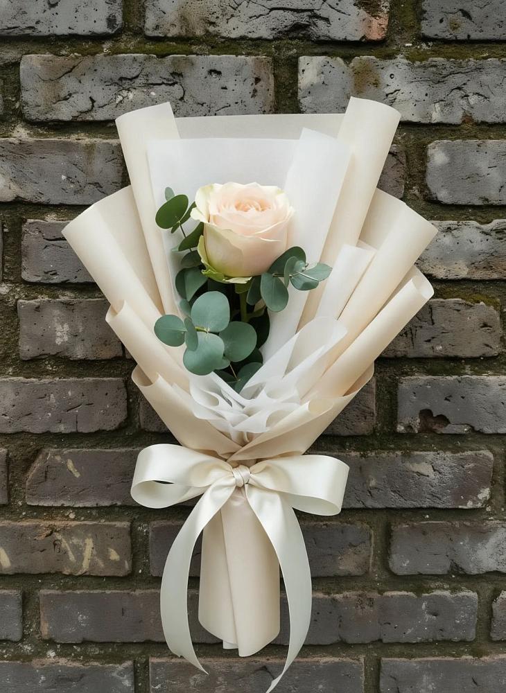 Букет цветов из: Розы в Садовом Воронежской области