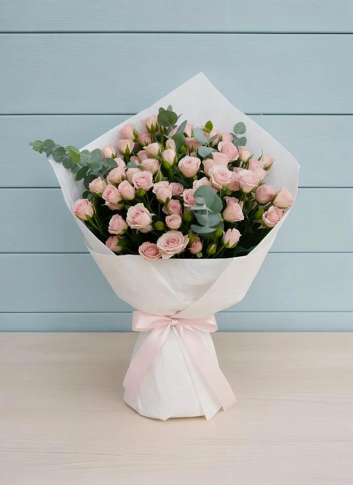 Букет цветов из: Розы в Садовом Воронежской области