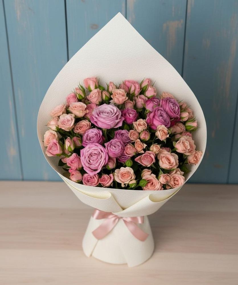 Букет цветов из: Розы в Садовом Воронежской области