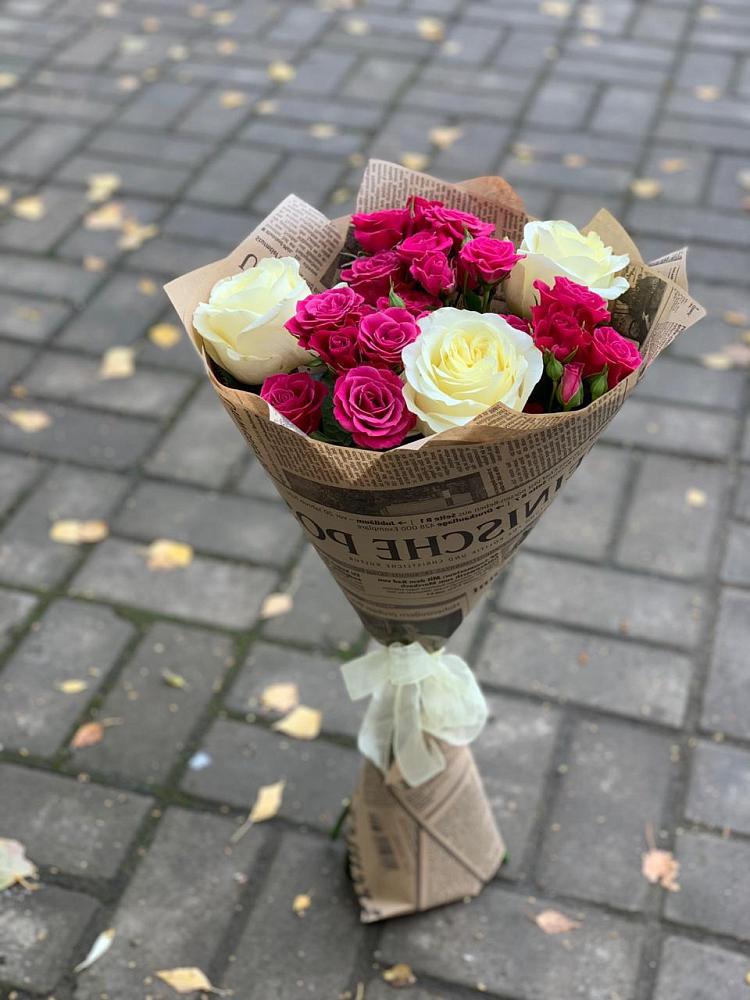 Букет цветов из: Розы в Садовом Воронежской области