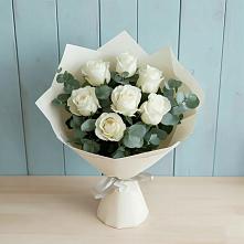 Букет Белые розы в Эвкалипте в Садовом Воронежской области