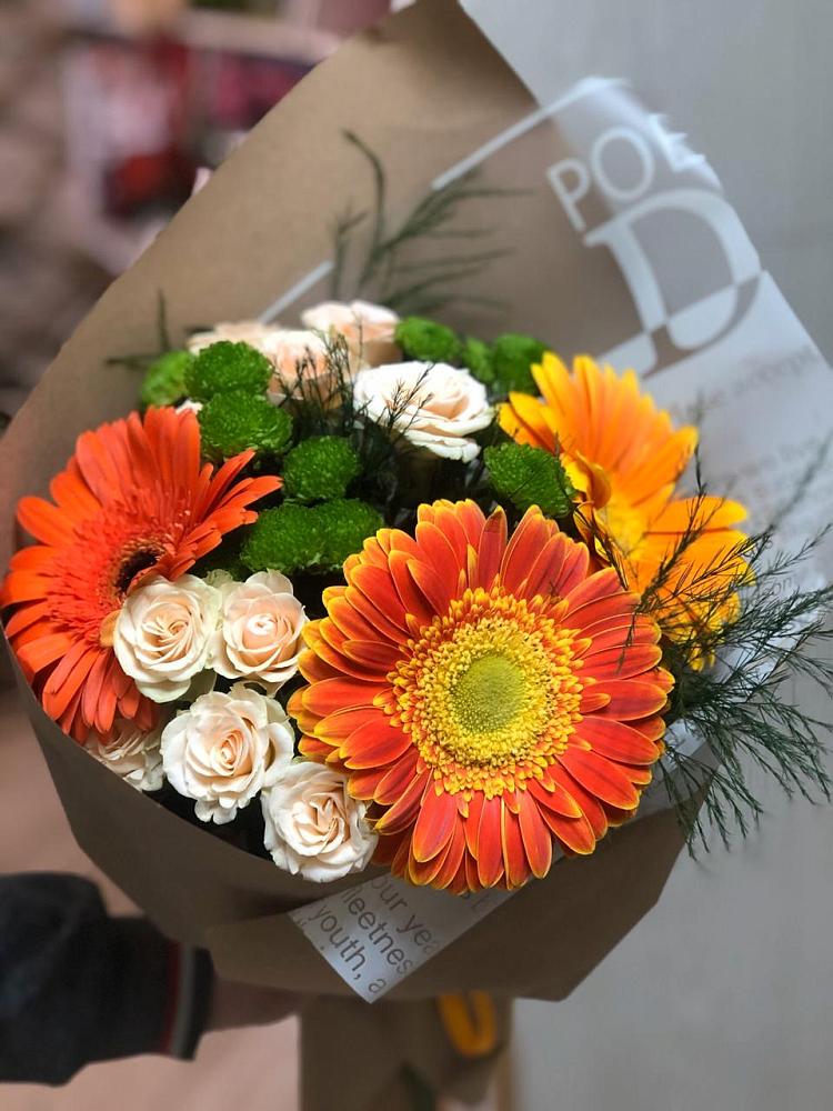 Букет цветов из: Герберы, Хризантемы и Розы в Садовом Воронежской области
