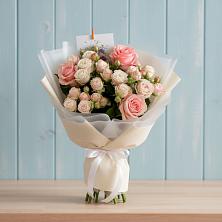 Букет цветов из:  Розы в Садовом Воронежской области