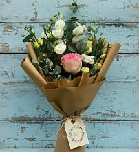 Букет цветов из:  Розы и Лизиантусы в Садовом Воронежской области